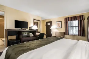 Quality Inn Barre-Montpelier - Image 2