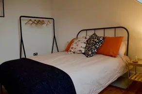 Leith Home - Sleeps 6 - Image 3