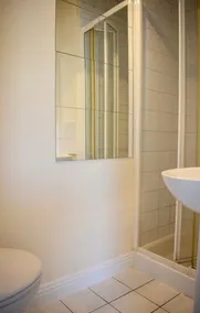 2 Bedroom Flat In Drumcondra - Image 5