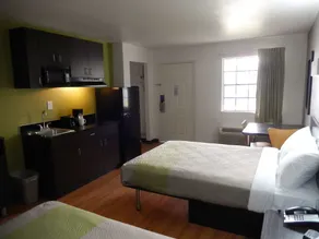 Studio 6 Houston, TX - Intercontinental Airport South - Image 2