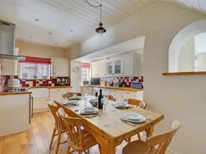 Charming Holiday Home in Blakeney With Garden - Image 5