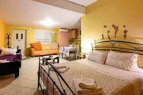 Kyparissia Garden Retreat - Sunny Master Suite - Image 3