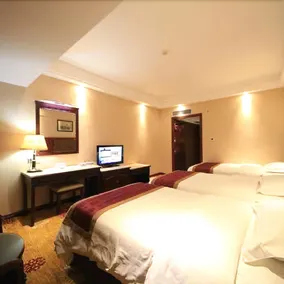 Golden Harbor Hotel - Image 4