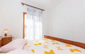 Nice Home in Zubovici With Wifi and 2 Bedrooms - Image 2