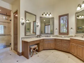 The ABOVE Villa Bonita - Image 4
