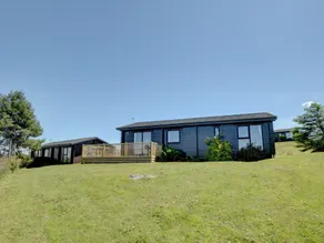 Cottage in Peaceful Surroundings of Hartland, Offering Views of the Fishing Pond - Image 3