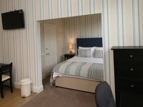 Hendford Apartments - Image 5