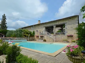 Cozy Holiday Home in La Foret-de-tessé With Private Pool - Image 5