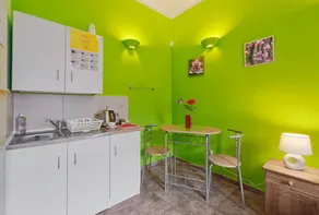 Princess Apartments - Image 2