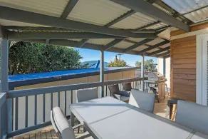Bungo Beach House Pet Friendly House - Image 5