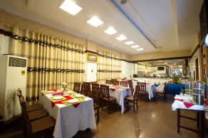 Taw Win Myanmar Hotel - Image 5