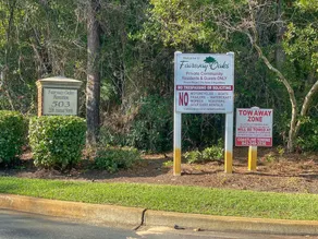 Fairway Oaks by Seaside Vacations - Image 3