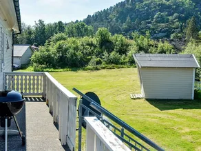 10 Person Holiday Home in Fjørtoft - Image 2