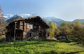 Chalet Heron - Image 5