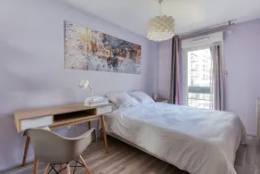 Spacious Apartment With Stunning View of Paris la Défense Fits up to 8 - Image 4