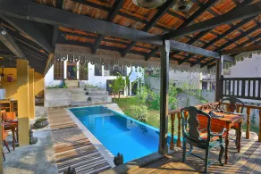 Urban Castle Guest House - Image 4