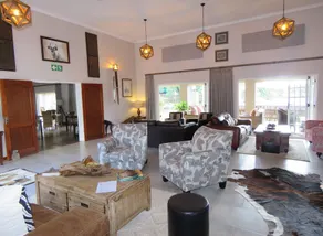 Monkey Thorn Guest Lodge - Image 4