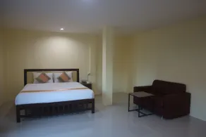Anyavee Nam Mao Beach Resort - Image 5