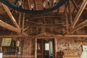 5br Water-view Vintage 5 Bedroom Cottage - Image 4