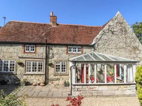 Brading Cottage - Image 5