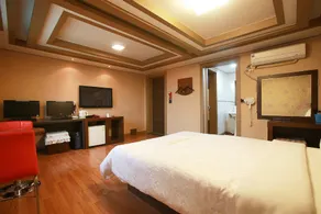 Charmant Hotel Suwon - Image 3