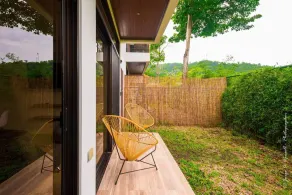 Captivating 2 bed Apartment - Image 3