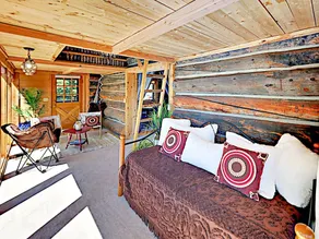 Secluded Mountain-view Log , Near Snow Trails 2 Bedroom Home - Image 2