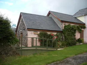 Blindwell Bunk House - Image 4