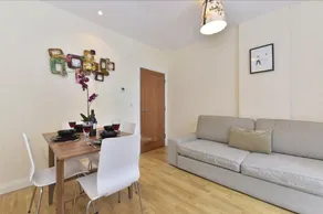 Chancery Lane Residence - Image 4