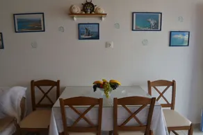 Erginas Boat House - Image 4