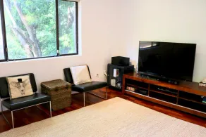 Spacious Apartment in Lane Cove Near CBD - Image 2