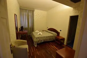 Residenza Villa Duse - Image 2