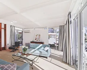 Hamptons Hideaway - Image 4