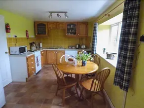 Coach House - Image 4