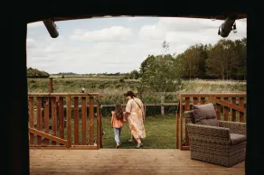 Fenland Retreats At Willow Grange Farm - Image 2