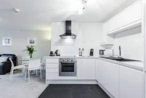 Marina Place by Roomspace Apartments - Image 2