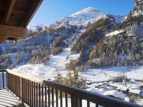 Chalet Carte Blanche Raven - Image 3