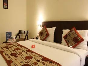 Capital O 3600 Hotel Royal Windsor - Image 2