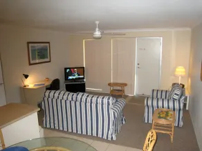 Como Apartments - Geraldton - Image 2