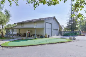 Black Oak Manor - Image 2
