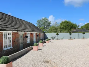 The Apple Shed - Image 4