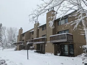 Waterville Valley Pet Friendly Vacation Condo Close to Community Center! - Whb16v - Image 3