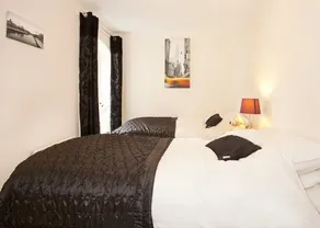 11 River View - Image 2