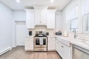 Bright and Modern 2BR Apartment With Netflix - Image 2