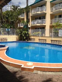 Cascade Gardens Holiday Apartments - Image 5