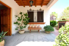 Cristofar Vilanova House - Image 2