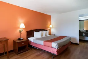 Motel 6-Holyoke, MA - Image 3