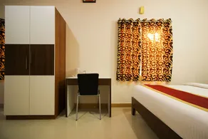 Park Inn By OYO Rooms - Image 3