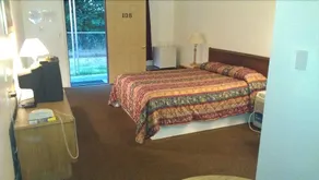 Bremerton Inn - Image 4
