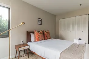 The Luxe Suites of Alexandria - Image 3